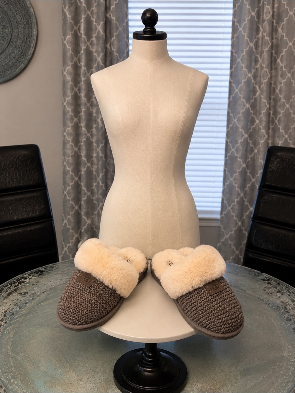 UGG Knit Slip-On Slippers with Cream Faux Shearling Trim - Taupe worn one time